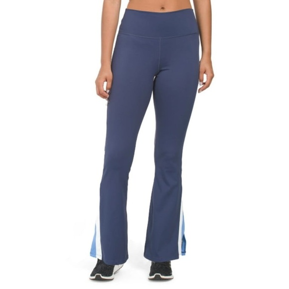Wilo the Label High Rise Blue Split Hem Flare Leggings Yoga Pants Sz Small - Picture 1 of 10